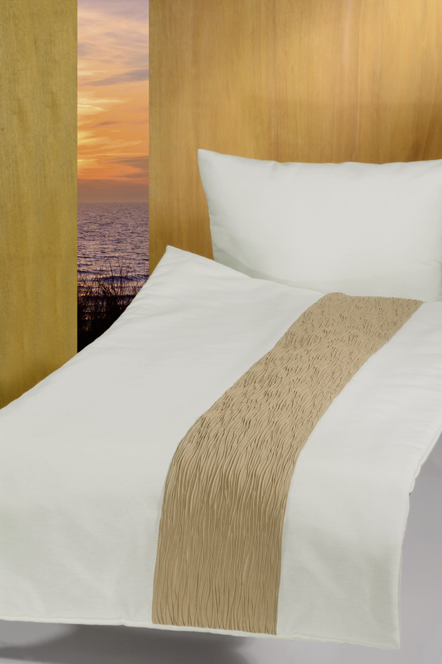 Deckengarnitur 0115-80 Ravenna, weisser Oberstoff,  Crashstreifen beige