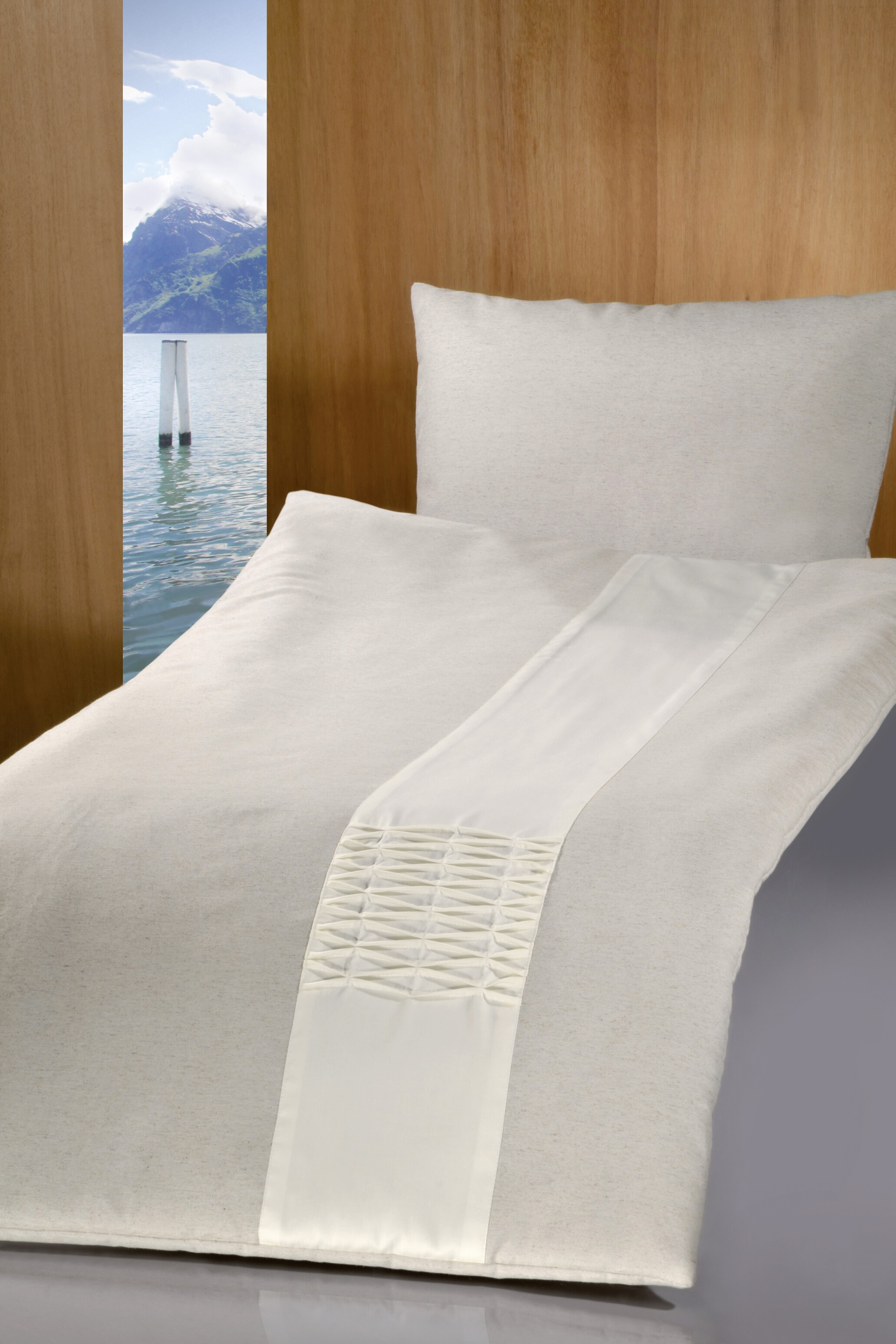 Deckengarn. 0113 tv Juno Übergröße, Bw natur, Paneel elfenbein mit Biesen, Öko-Line