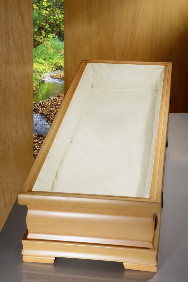 Sarginnenauskleidung 01100, BW elfenbein, Unterlage abgekettelt, Seitenstreifen mit beigem Taftband