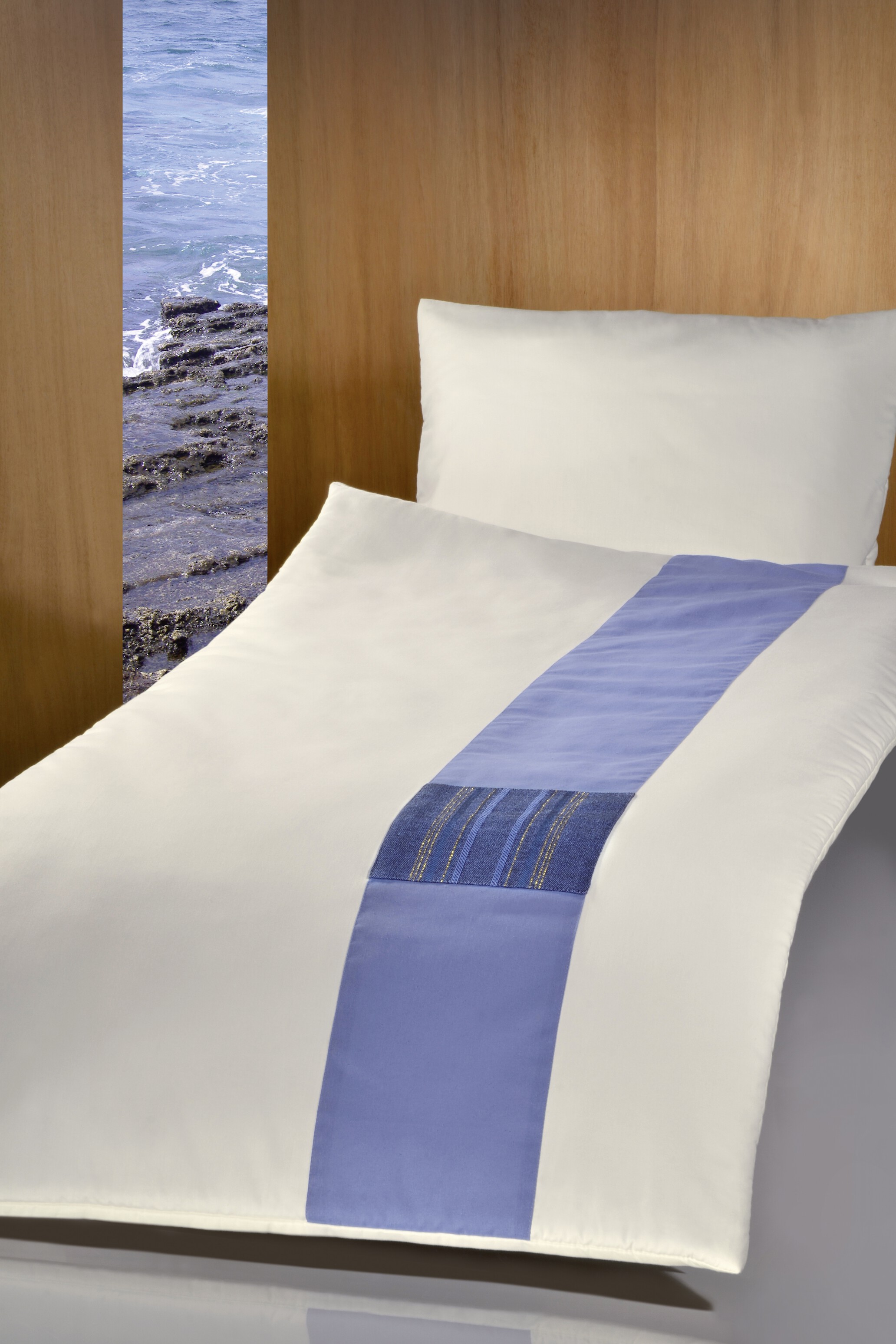 Deckengarnitur 011384 tv Jupiter elfenbein, blauer Baumwollstreifen und Handwebstoff himmelblau